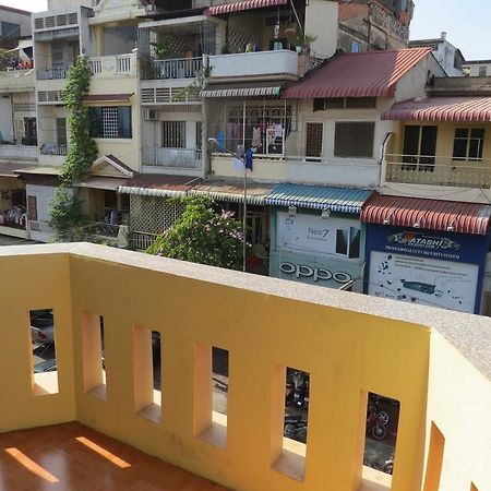 Jun Jun Guesthouse พนมเปญ ภายนอก รูปภาพ