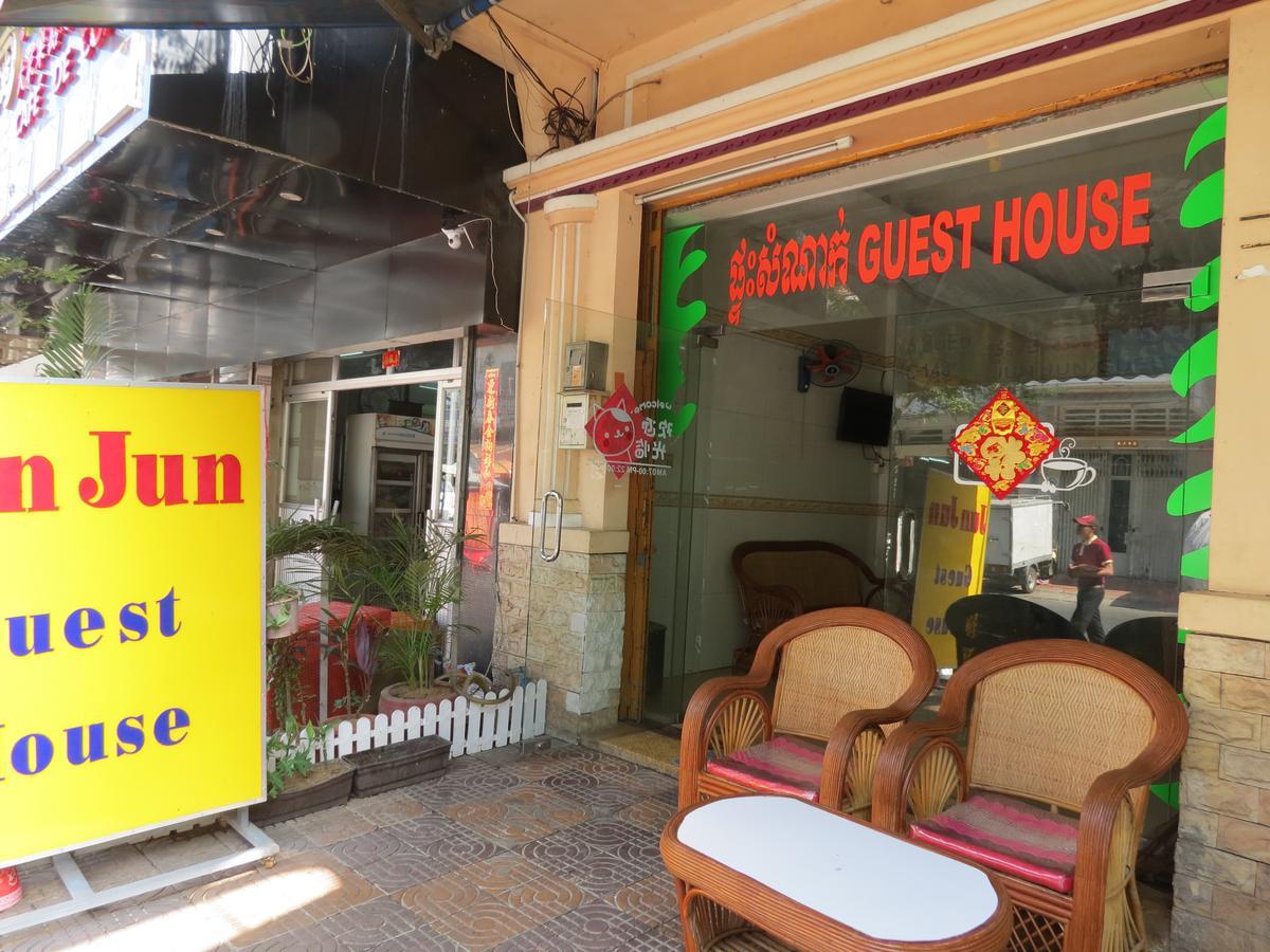 Jun Jun Guesthouse พนมเปญ ภายนอก รูปภาพ